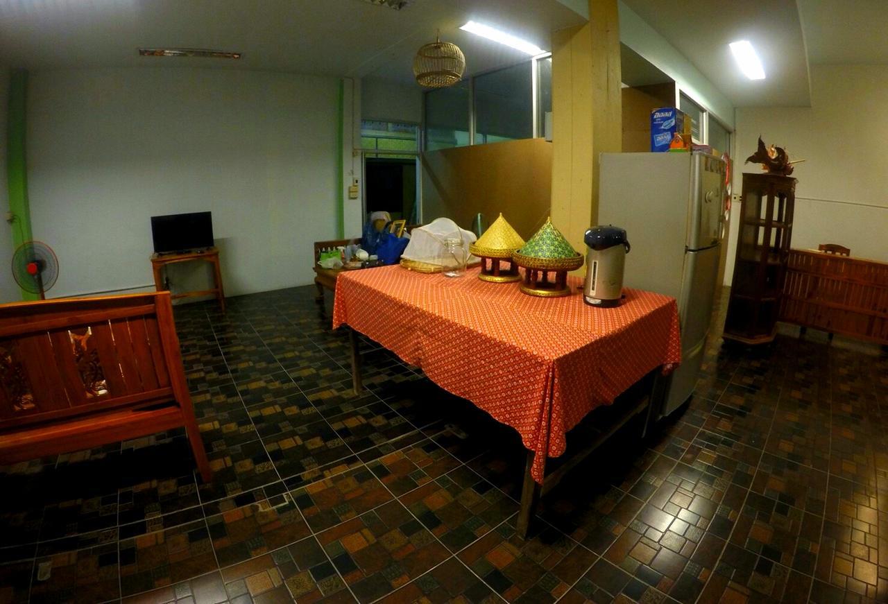 My Home Hostel Sukhothai Mueang Kao Buitenkant foto