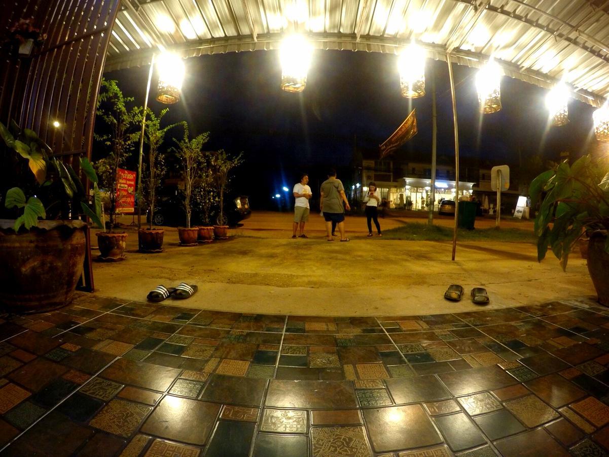 My Home Hostel Sukhothai Mueang Kao Buitenkant foto
